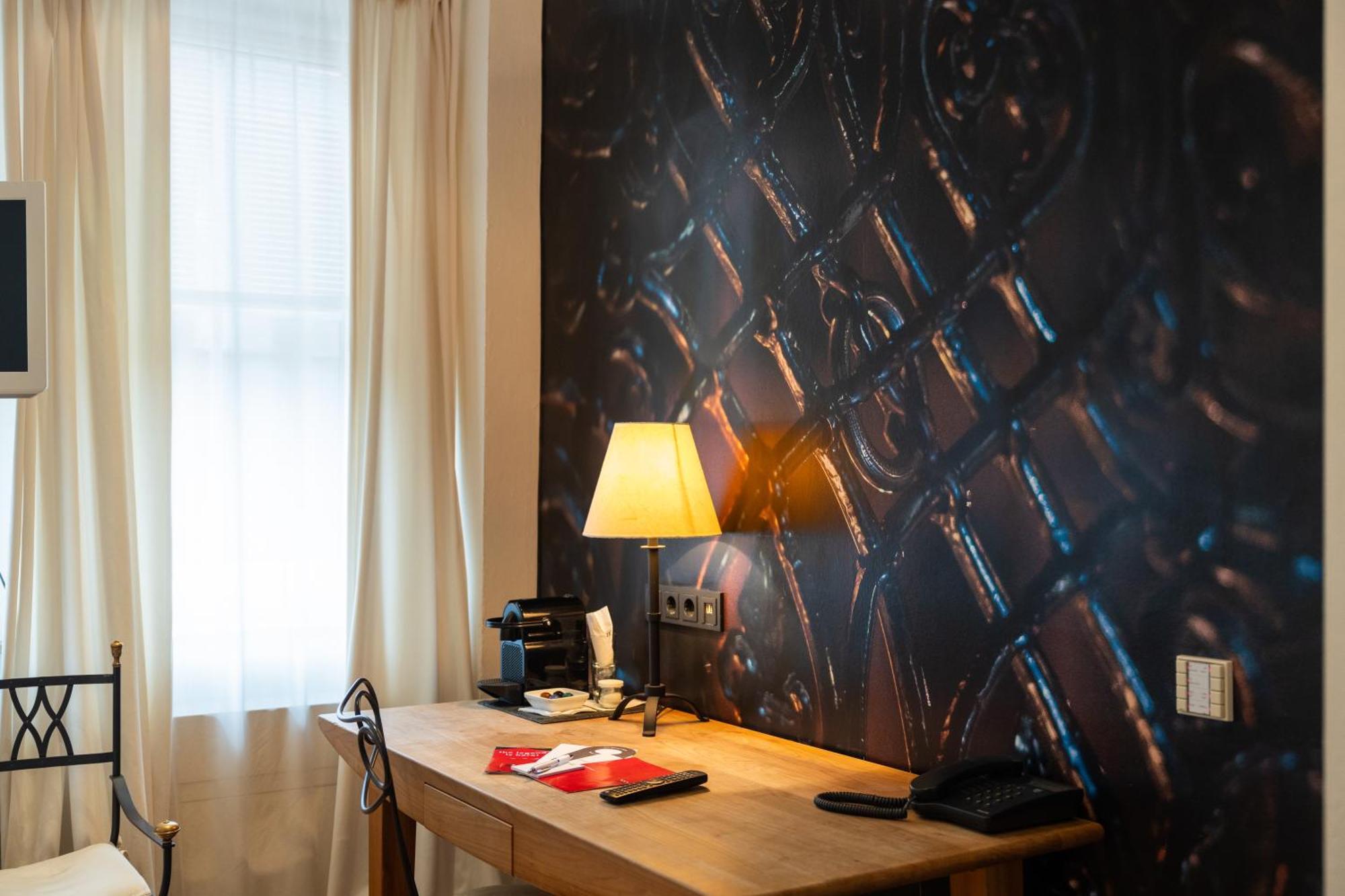 Hotel Drei Raben Nuremberg Ngoại thất bức ảnh
