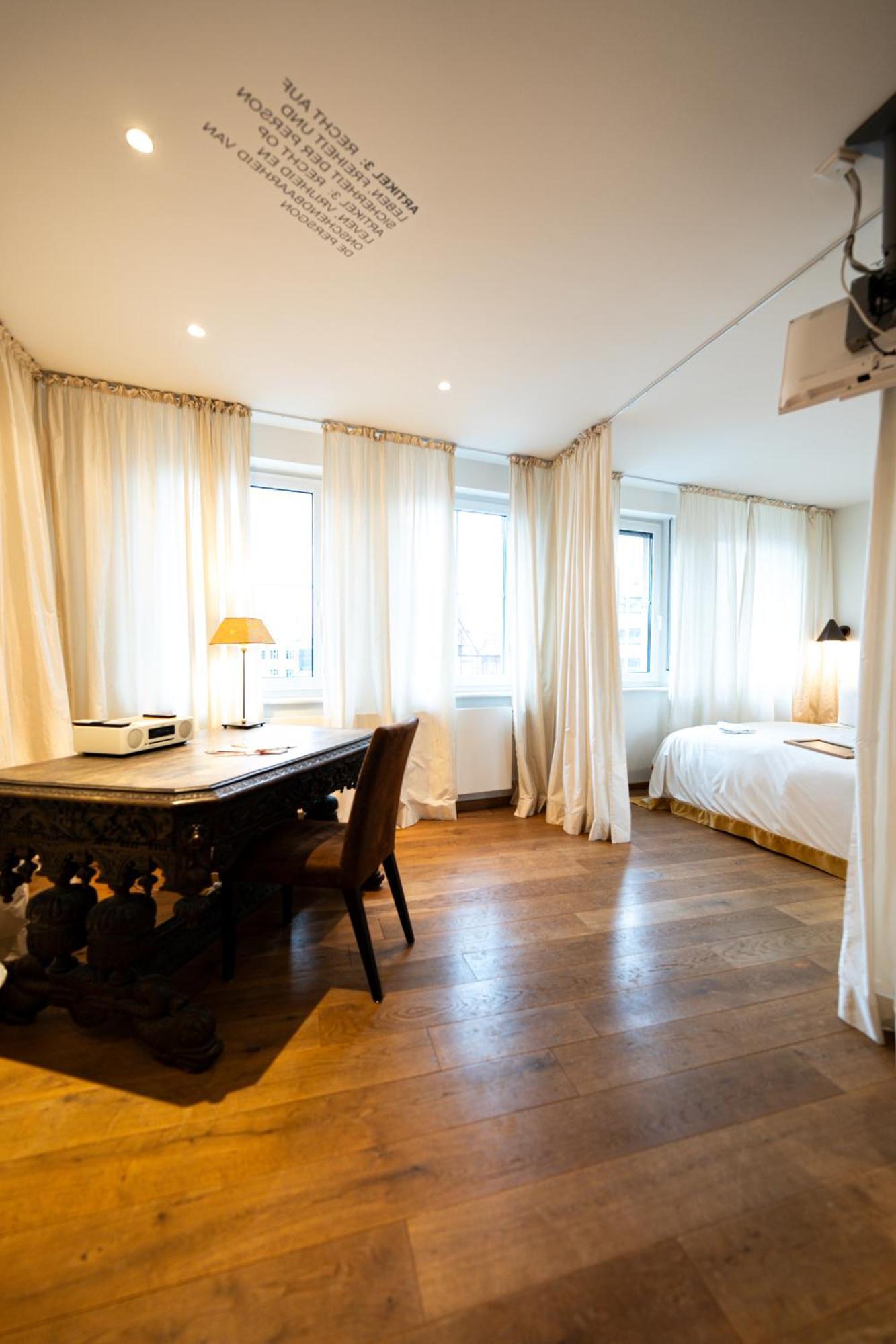 Hotel Drei Raben Nuremberg Ngoại thất bức ảnh