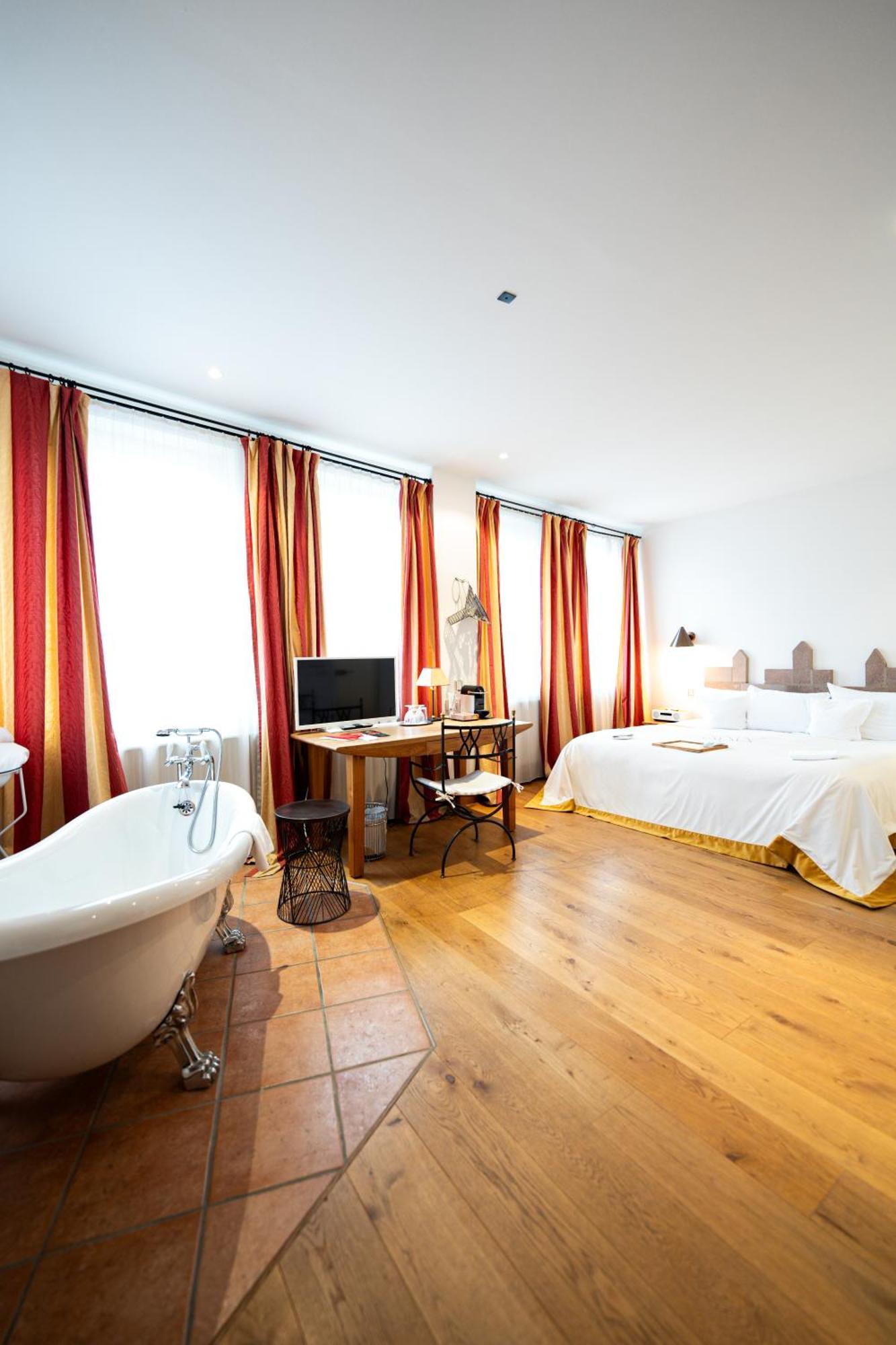 Hotel Drei Raben Nuremberg Ngoại thất bức ảnh