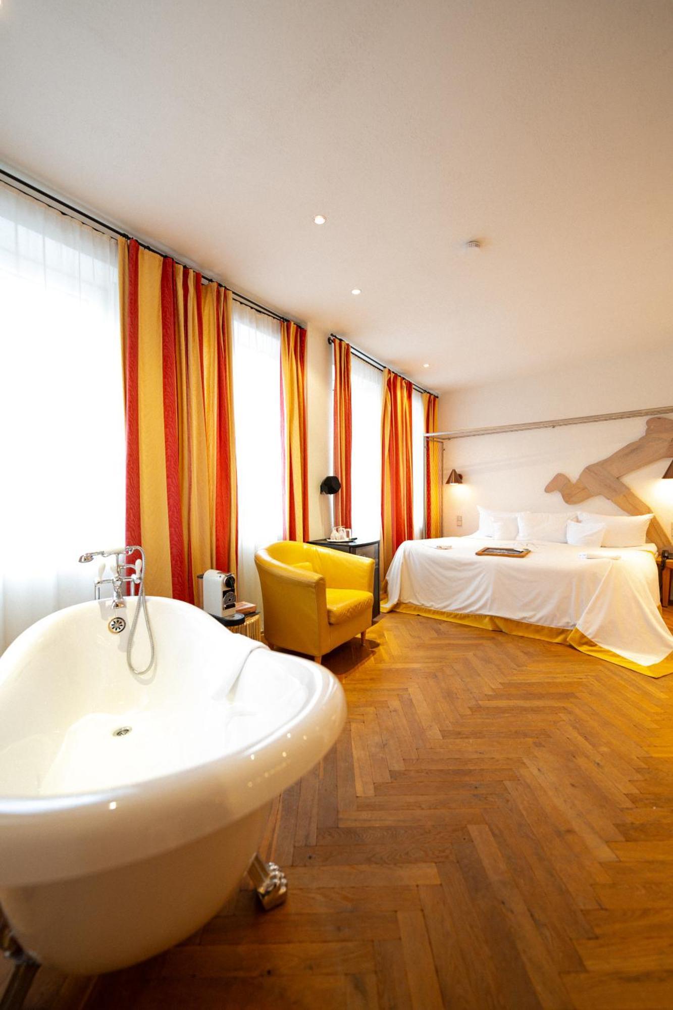 Hotel Drei Raben Nuremberg Ngoại thất bức ảnh