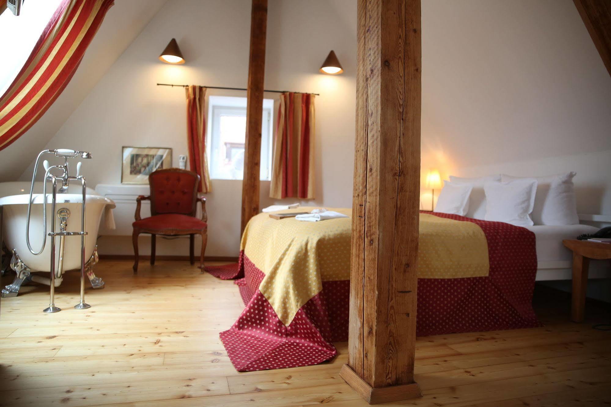 Hotel Drei Raben Nuremberg Ngoại thất bức ảnh
